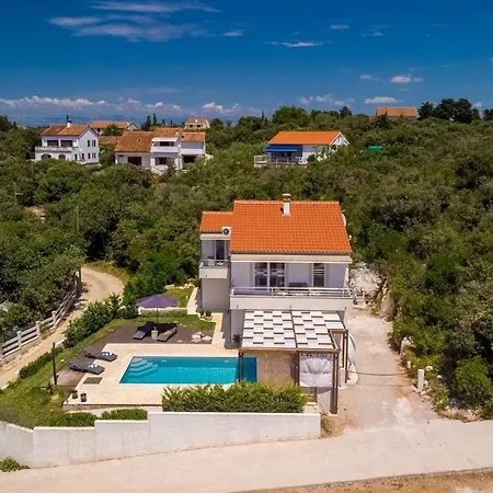 Gellia Holiday home *