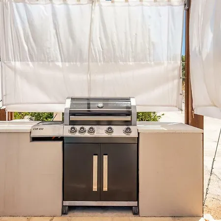 Gellia 度假居 乌格连